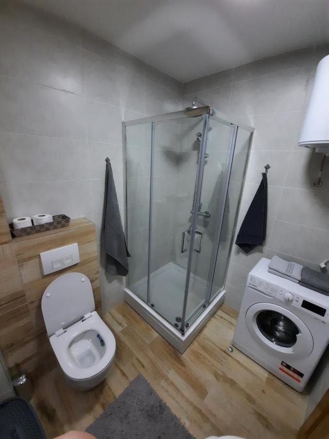 Apartman Bulevar Sarajevo - Free Parking المظهر الخارجي الصورة