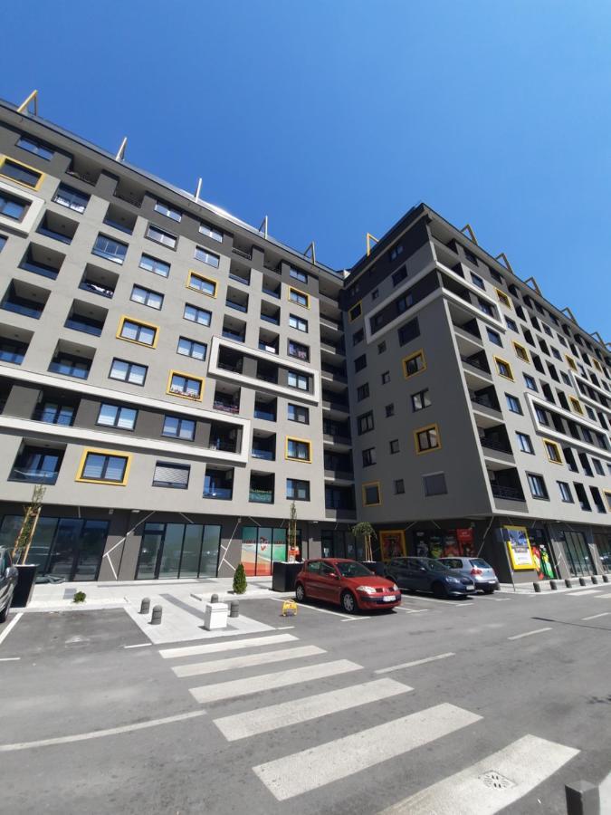 Apartman Bulevar Sarajevo - Free Parking المظهر الخارجي الصورة