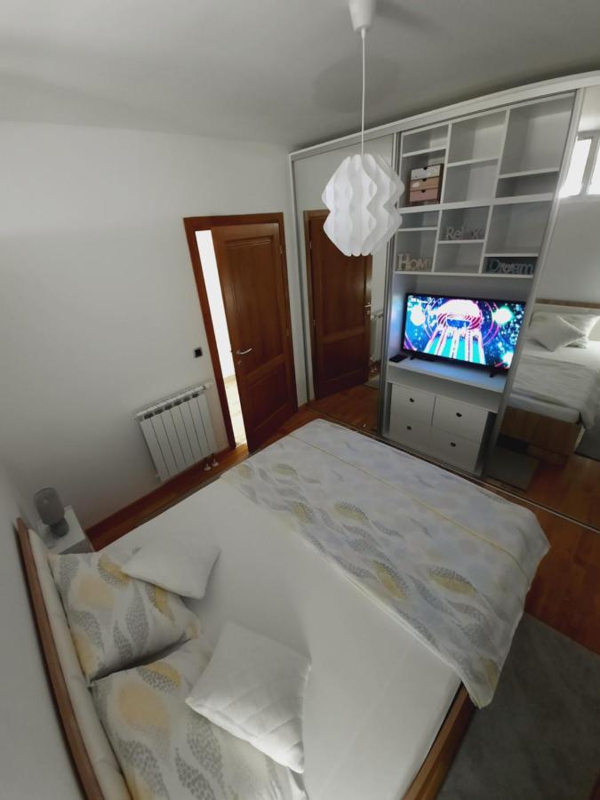 Apartman Bulevar Sarajevo - Free Parking المظهر الخارجي الصورة
