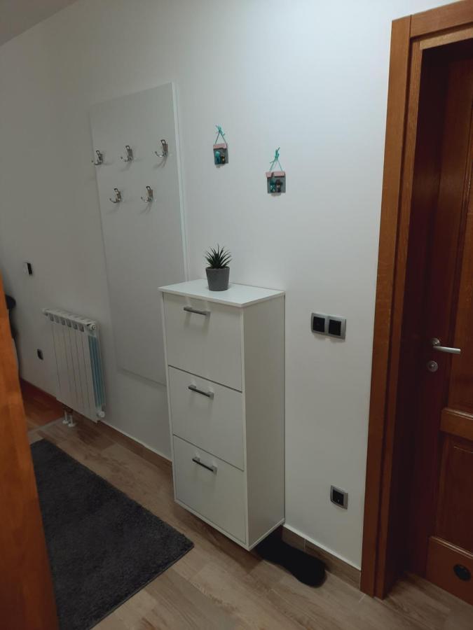 Apartman Bulevar Sarajevo - Free Parking المظهر الخارجي الصورة